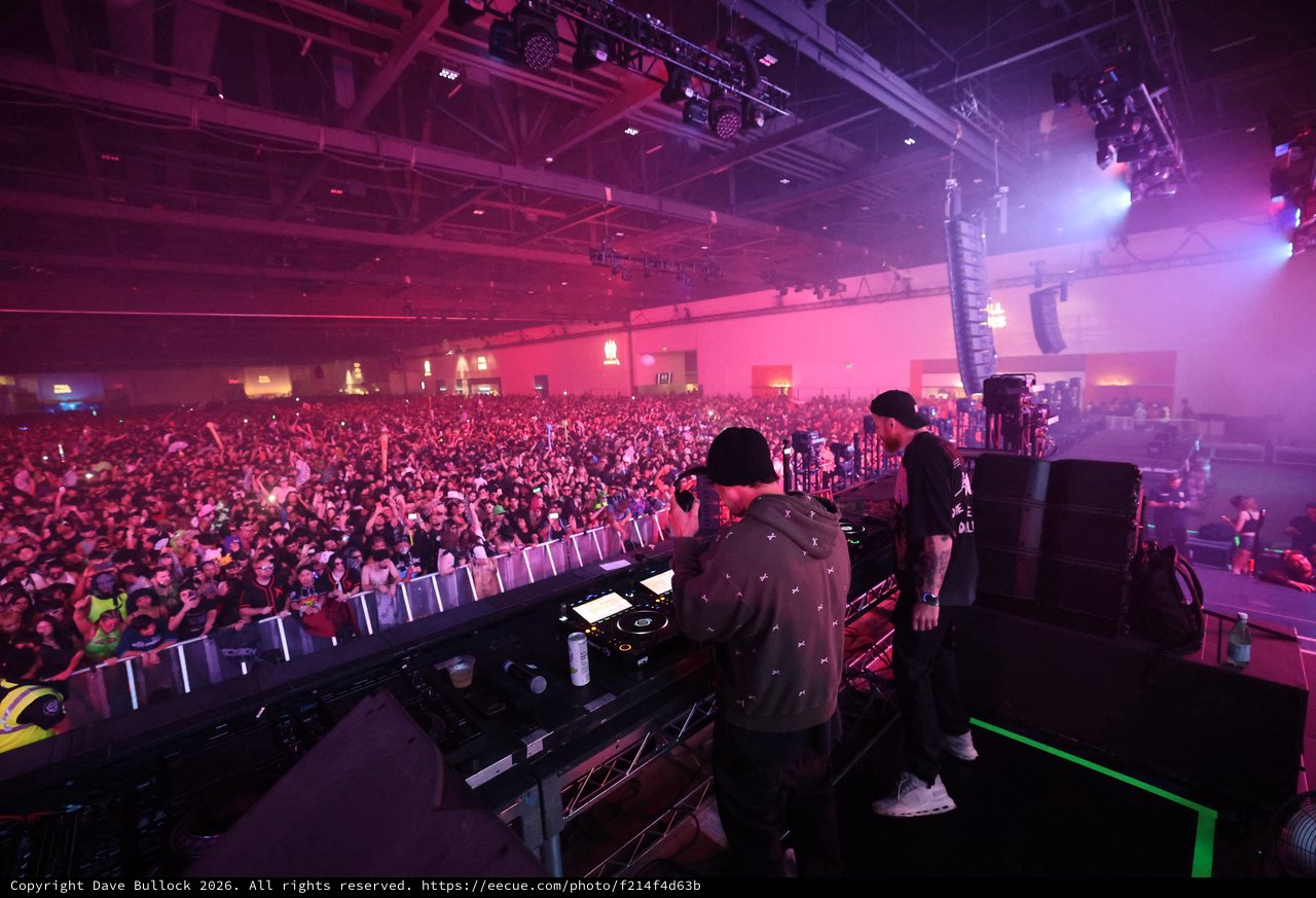 DJ Performs to Massive Indoor Festival Crowd