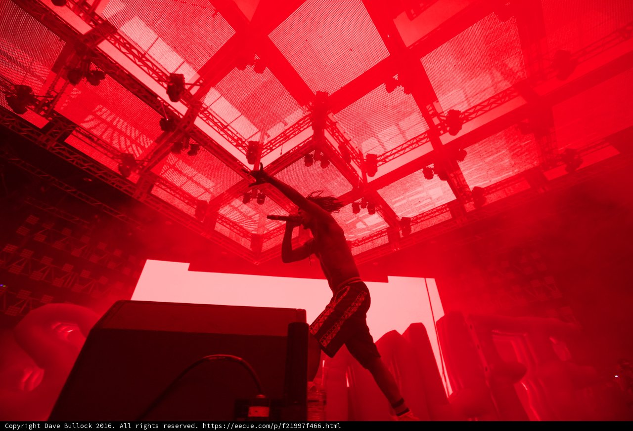 The Red-Hot Performer