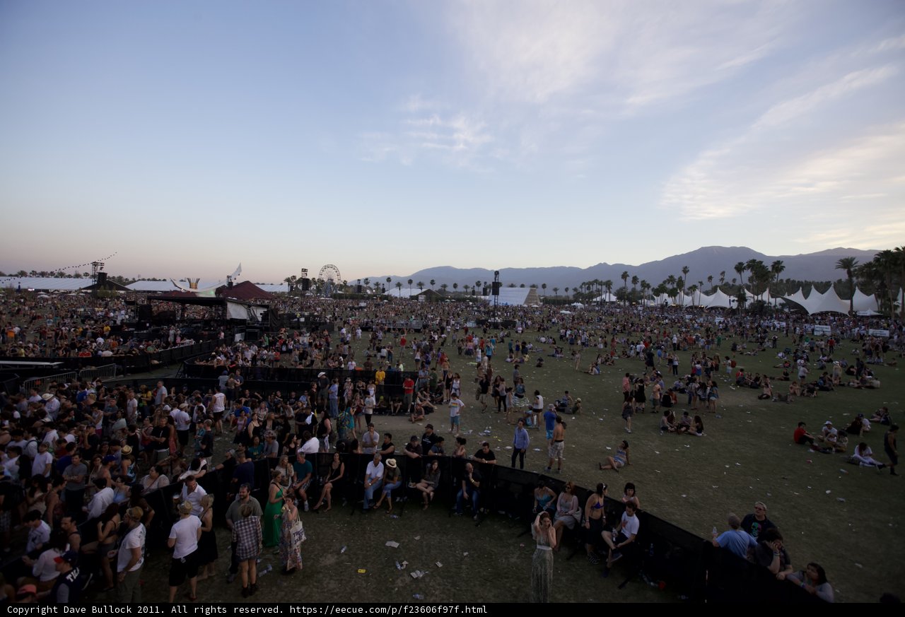 Coachella 2011: A Sea of Fans