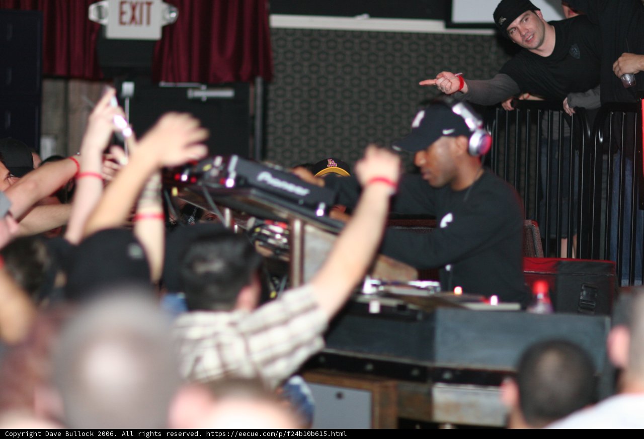 Deejay in the House