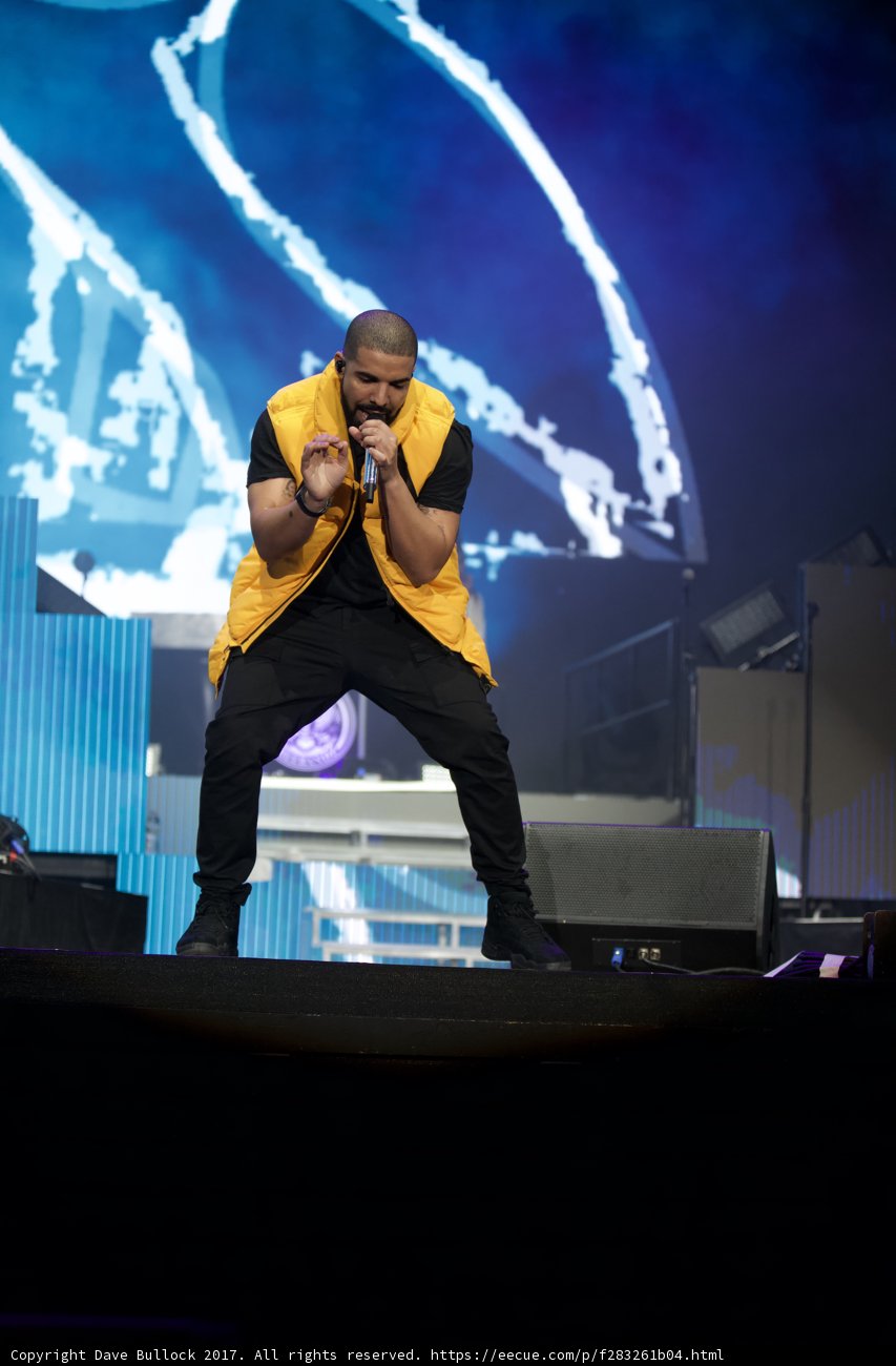 Drake rocks the stage at Coachella