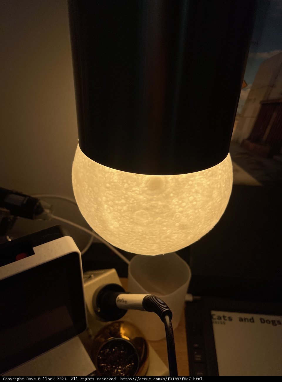 Lunar Lamp