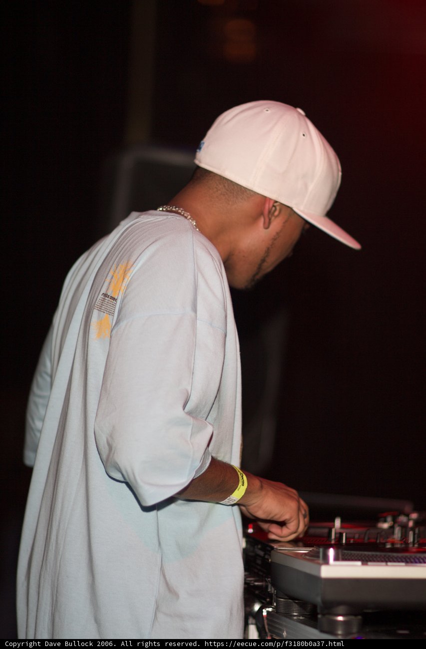 White Hat DJ