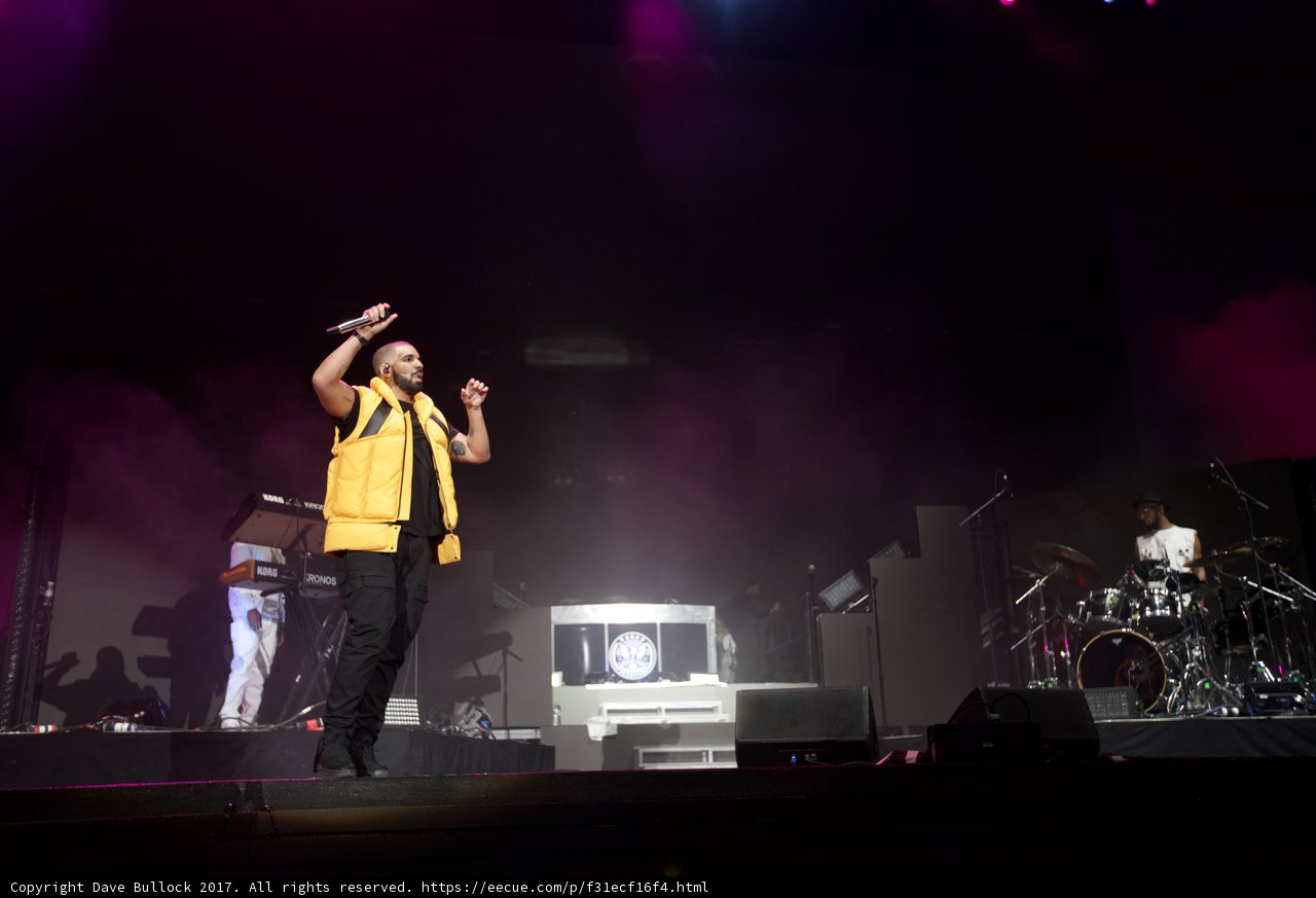Drake Rocks the Stage at Coachella 2017