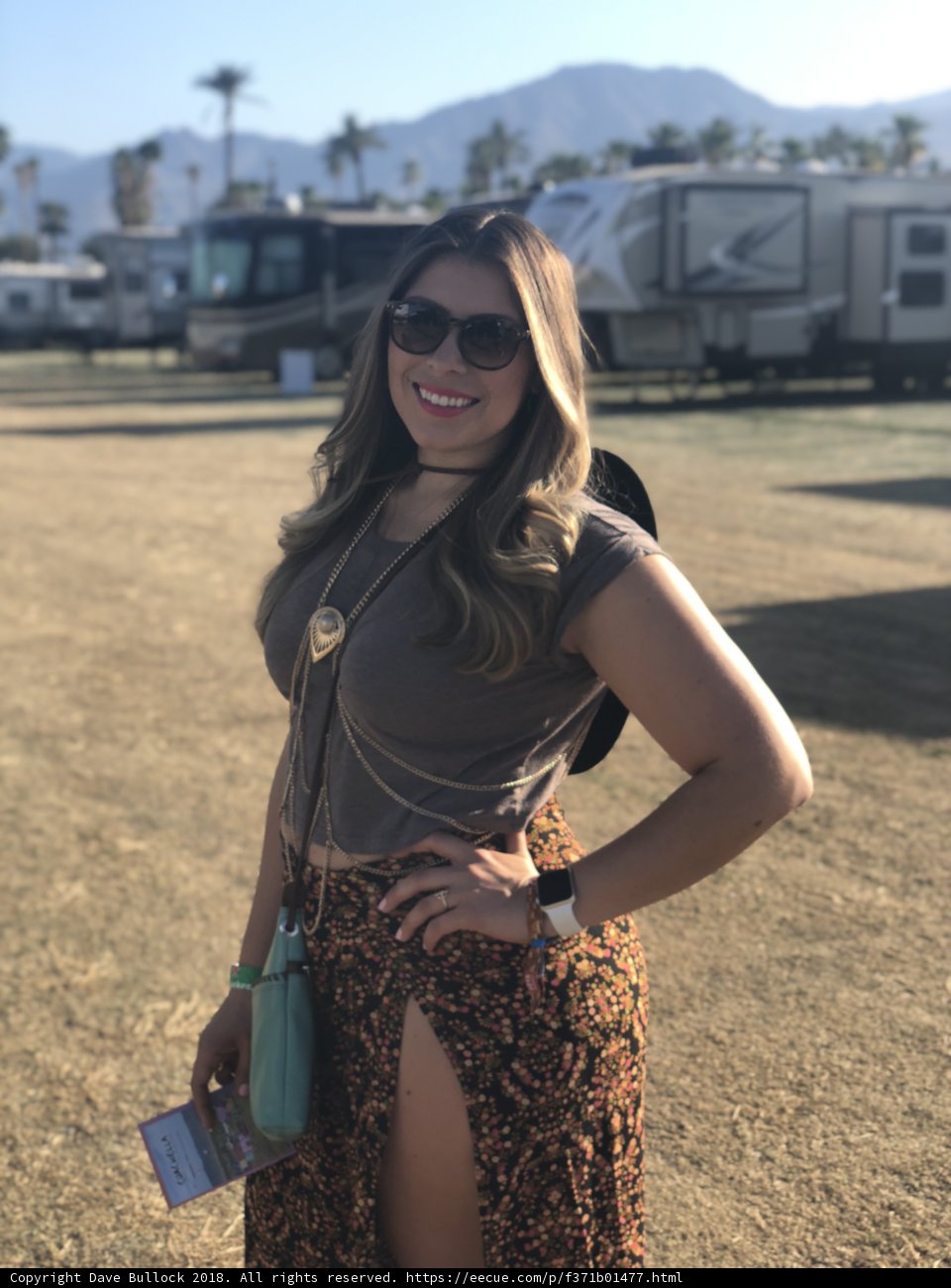 Radiant Lori S in a Skirt and Sunglasses