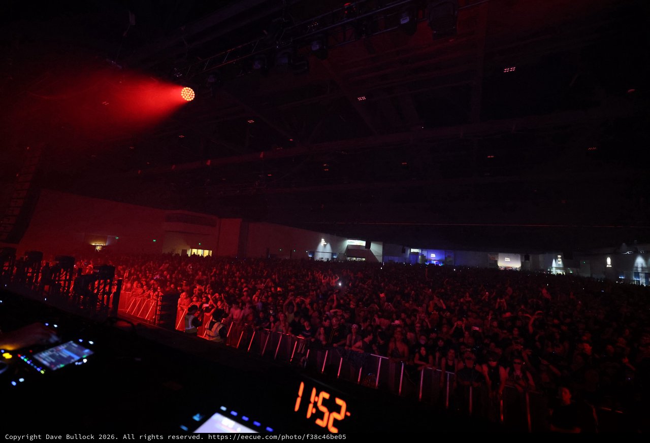 Massive Crowd Surges at Wobbleland 2026 Festival