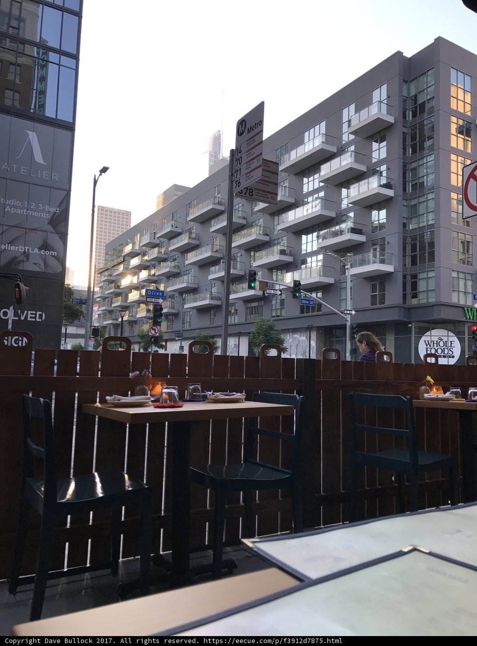 Rustic Dining: An Urban Retreat