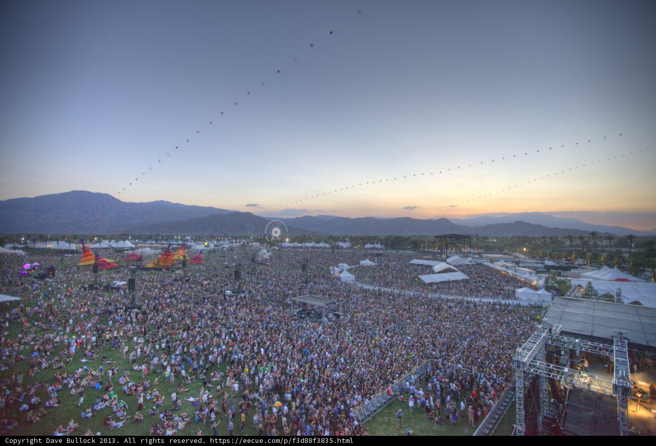 Coachella 2013: A Sea of Fans