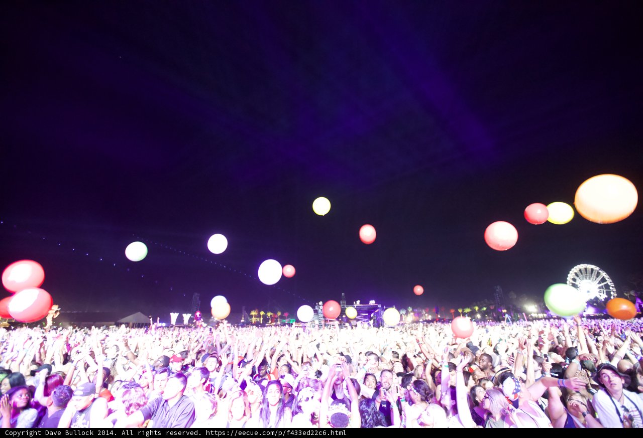 Balloons and Beats at Coachella