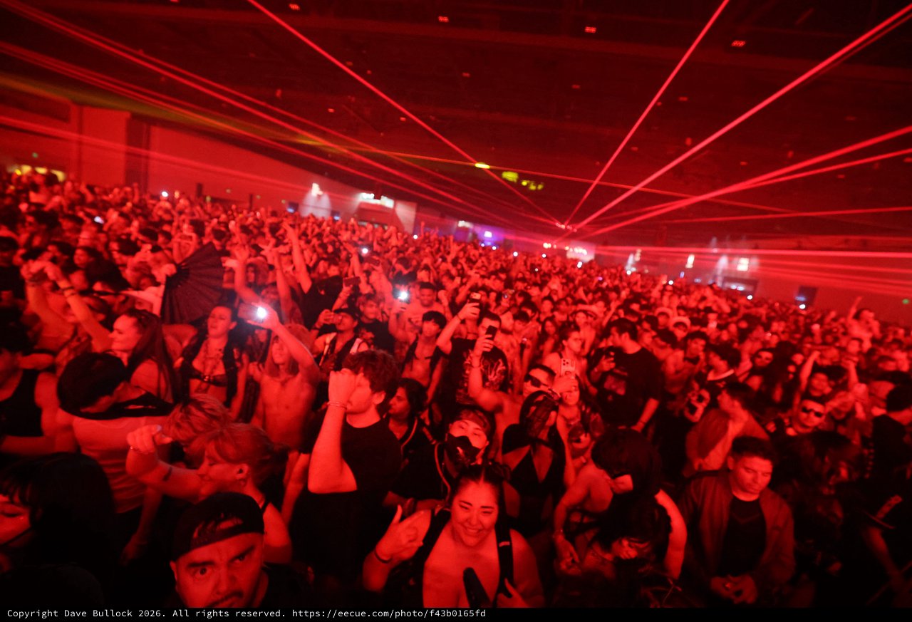 Red Laser Light Show Engulfs Massive Wobbleland Dance Crowd