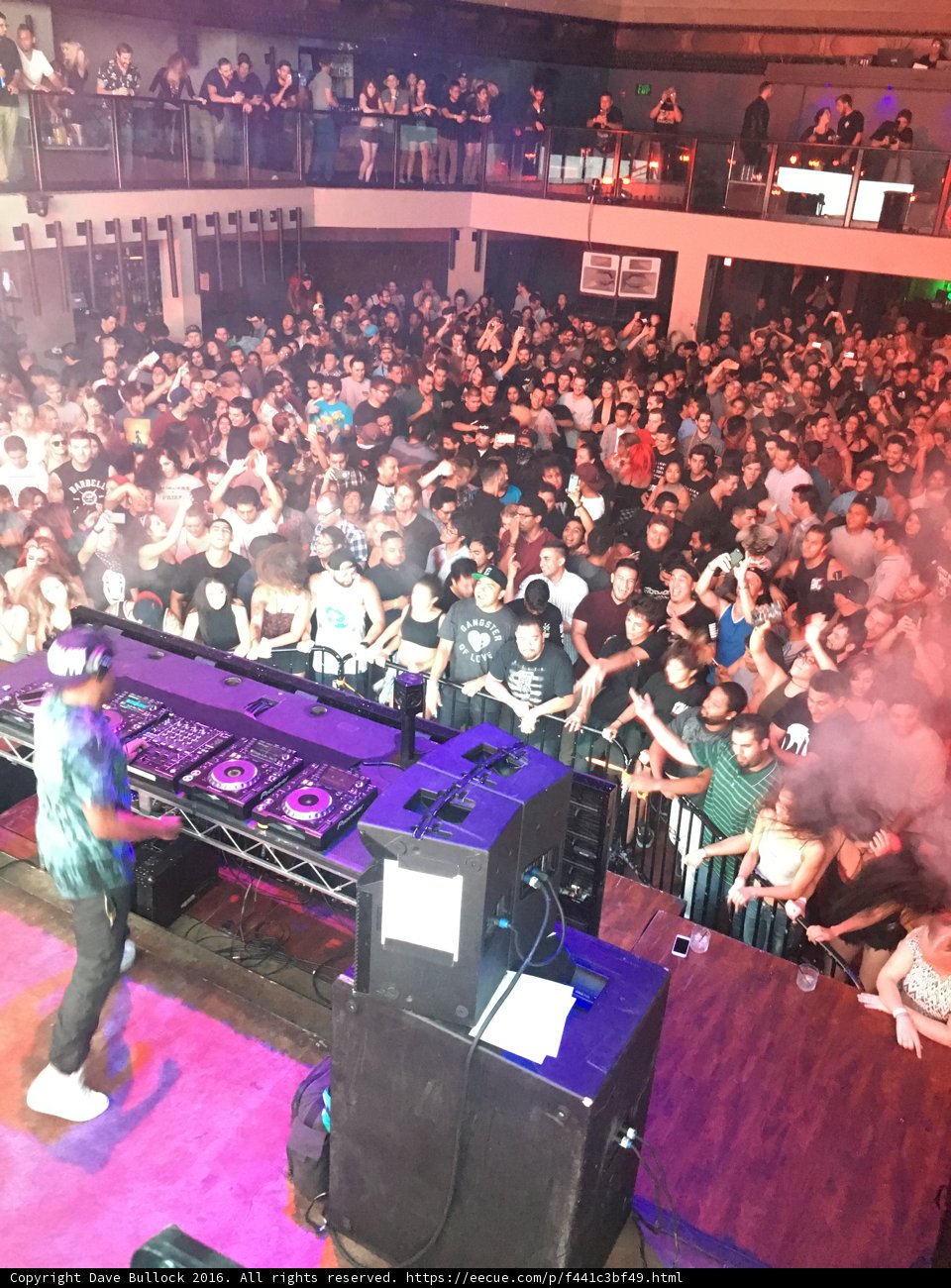 Yokozuna takes the stage at L.A. Concert
