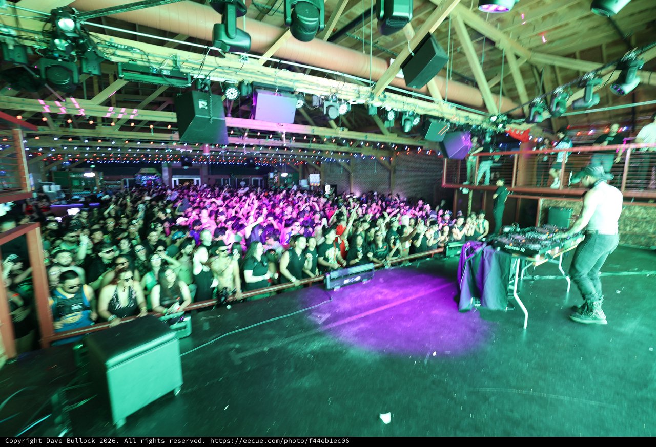 DJ Ignites Massive Crowd at Wobbleland 2026