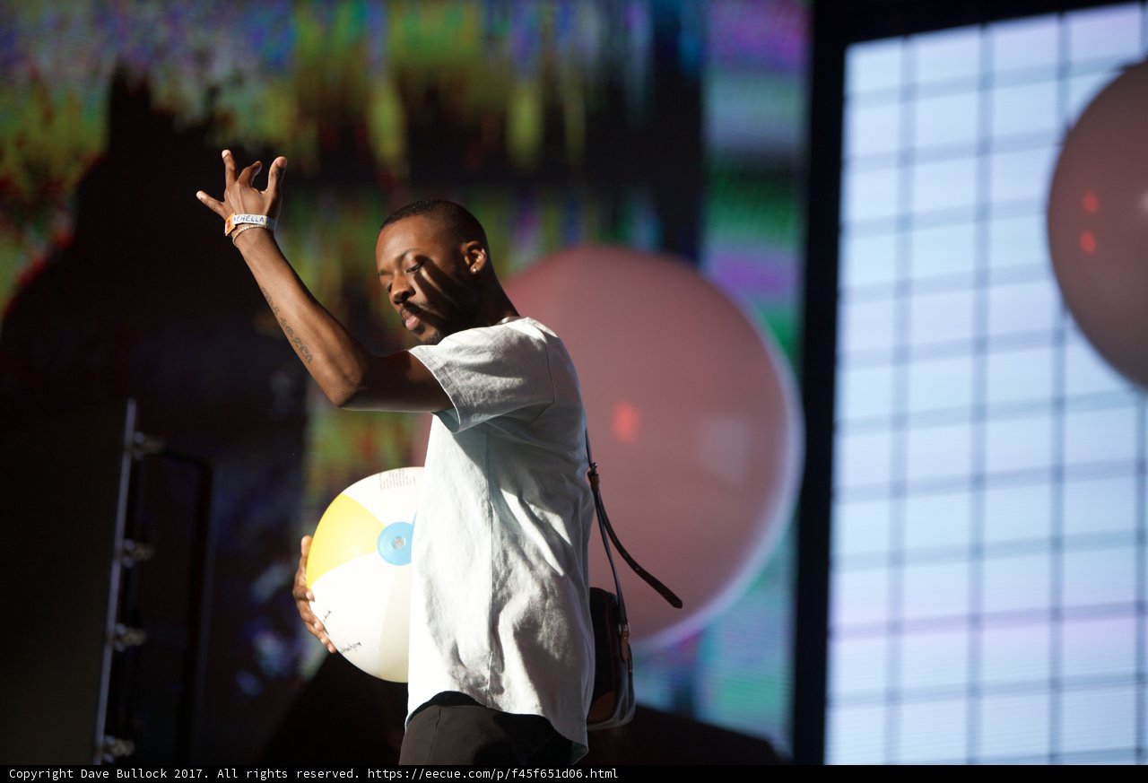 Sphere Solo Performance