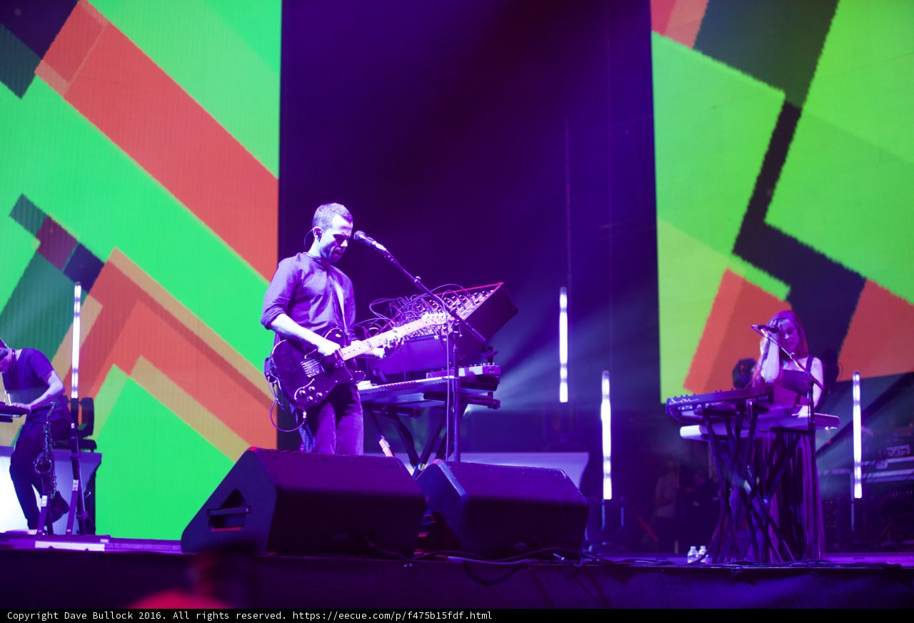 Vibrant Performance at Coachella 2016