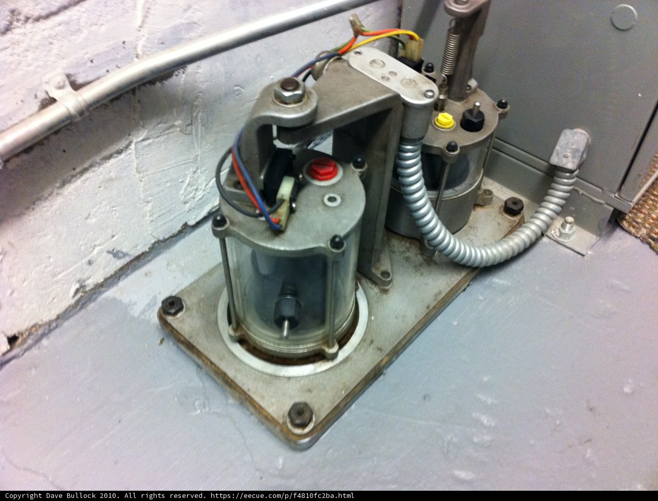 Metal Machine with Hose and Valve