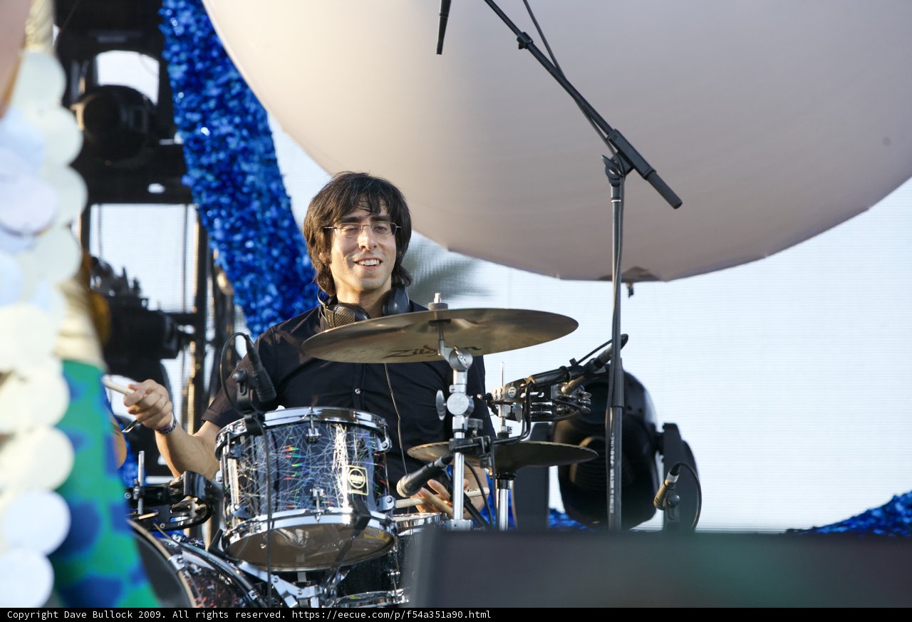 Groove on the Stage