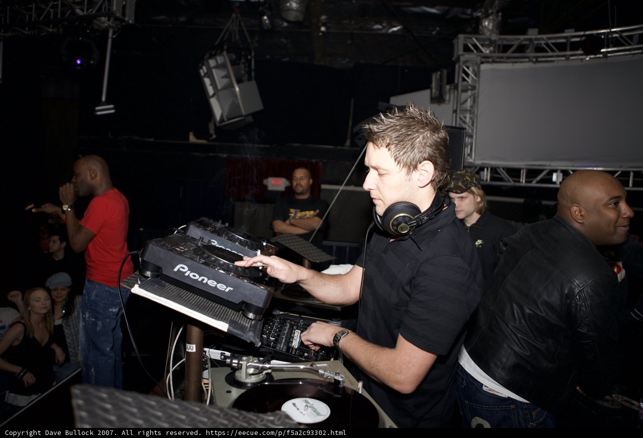 Grooving at 'funktion'