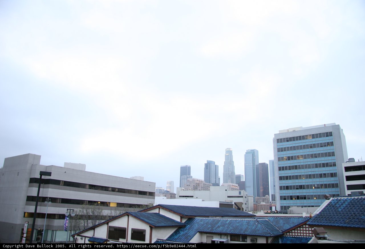 Cloudy Skyscraper in the Metropolis