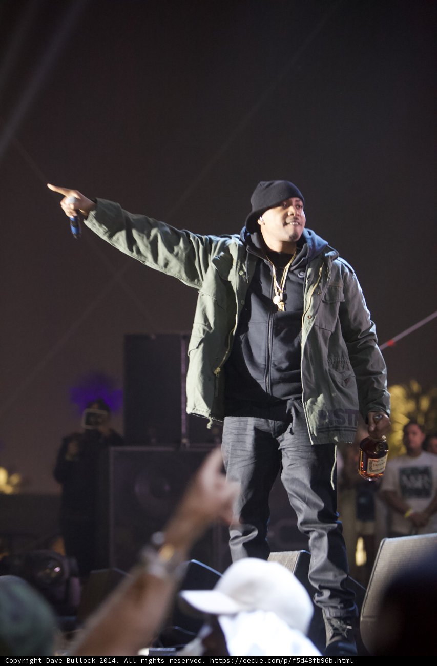 Nas Performs to a Packed Crowd at Coachella 2014