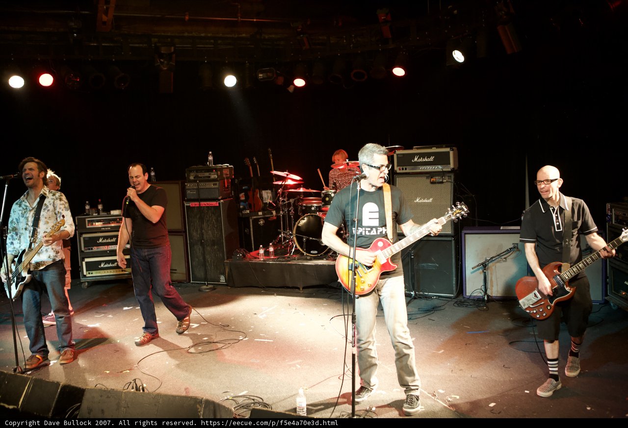 Bad Religion Rocks the Glasshouse