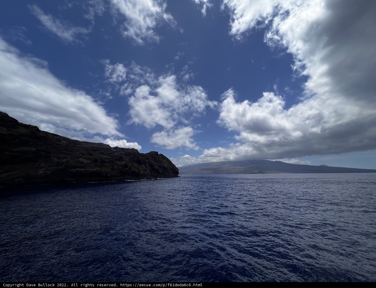 Cloudy Horizon Over Alalakeiki Channel