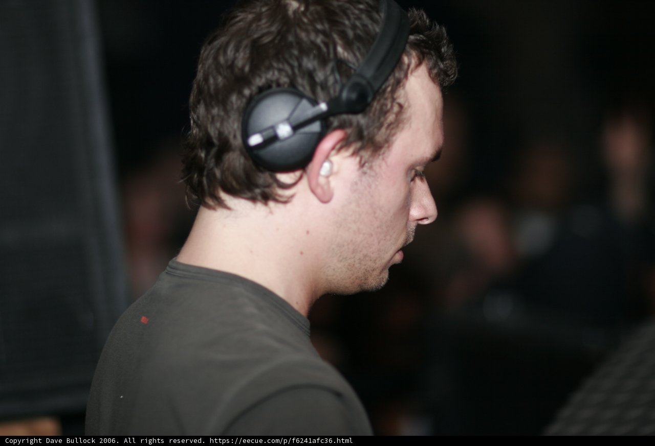 Grooving with Headphones