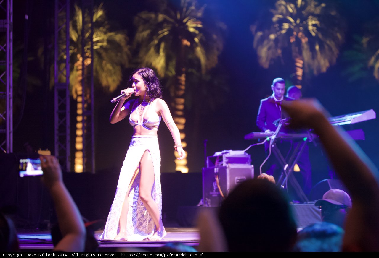 The Woman in White Takes the Stage