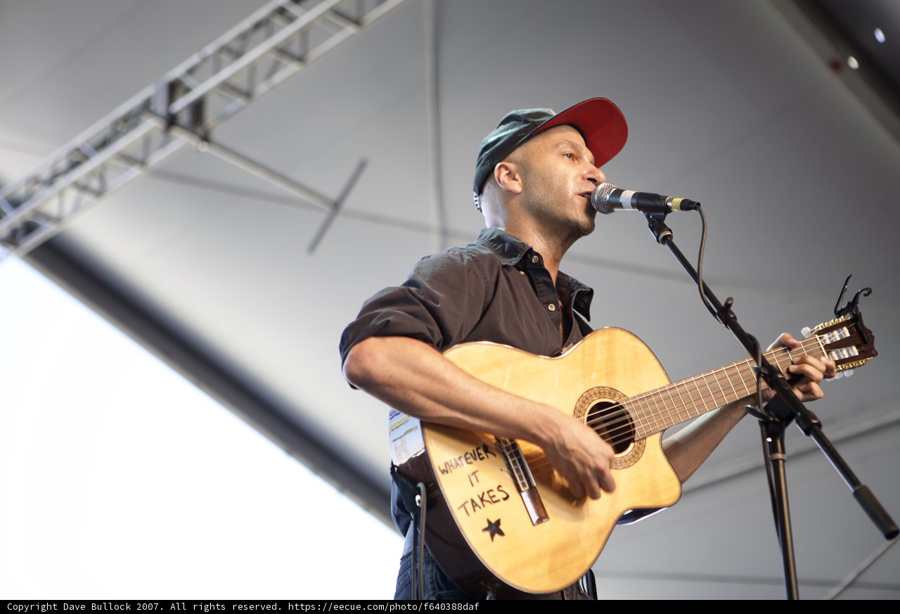 Tom Morello's Stirring Acoustic Performance