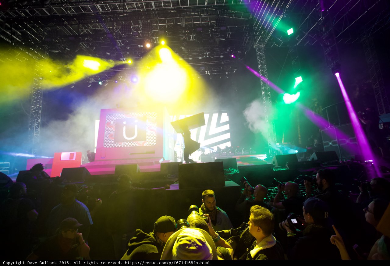 Bright Lights and Crowd at Coachella Concert