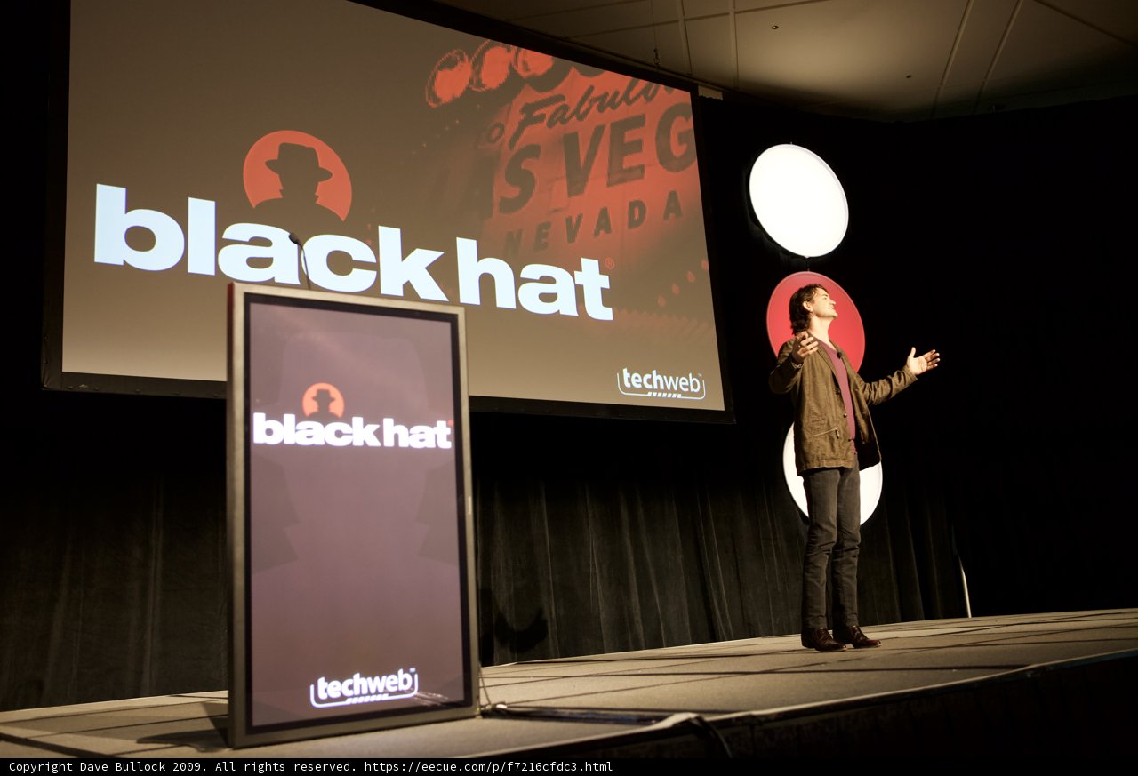 Solo Performer on Stage at DEFCON 17