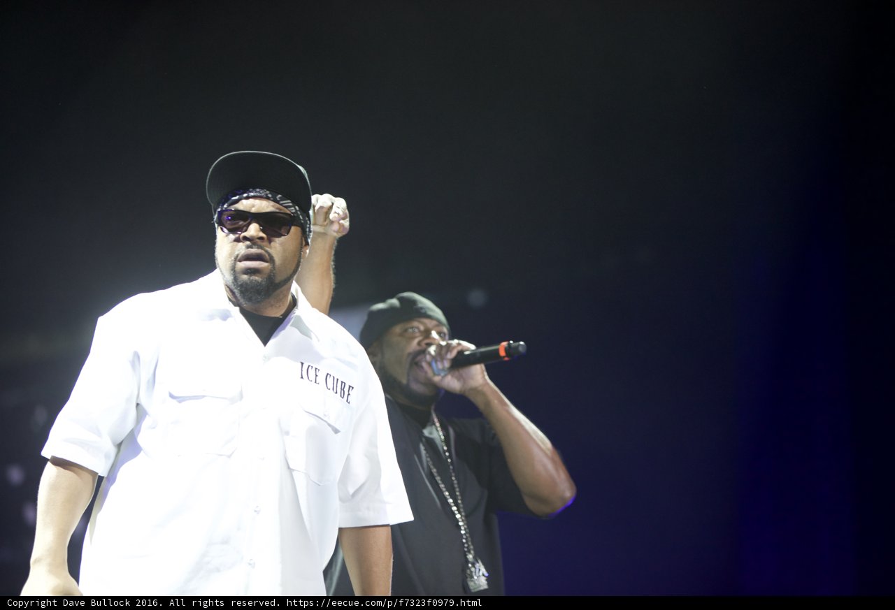 Ice Cube belts out classic hits to Coachella crowd