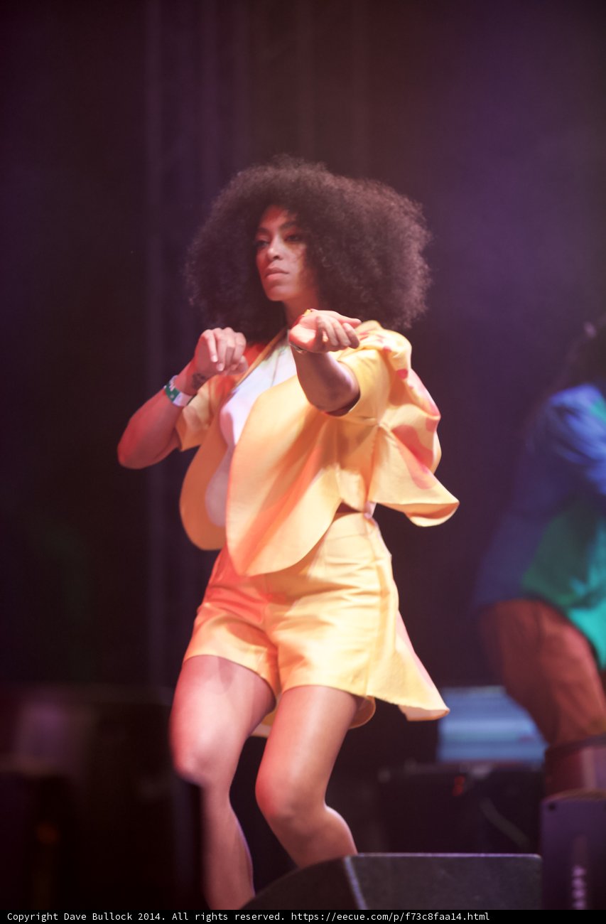 Solange shines on Coachella stage in yellow ensemble