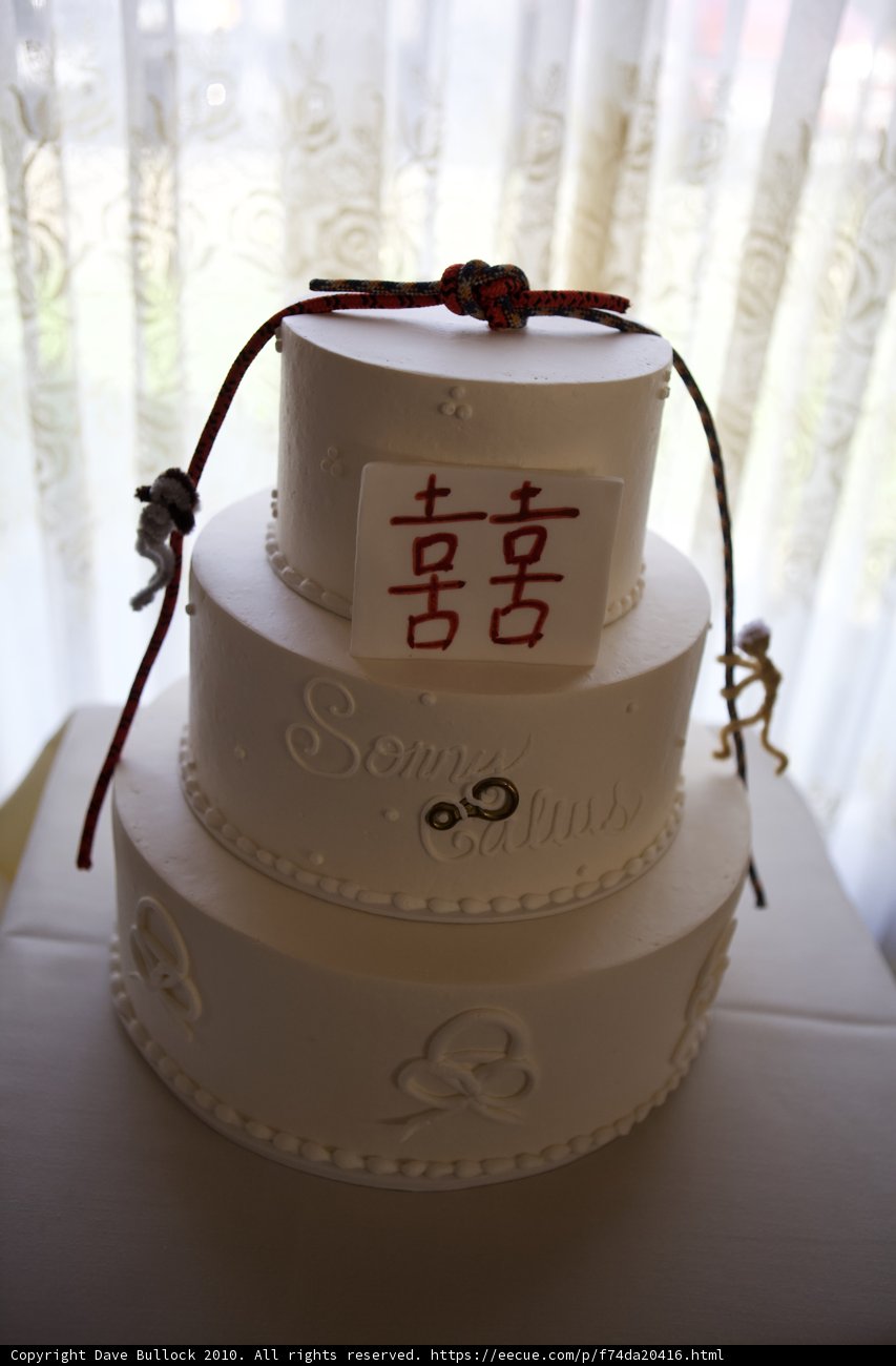 Three Tiered Chinese Wedding Cake