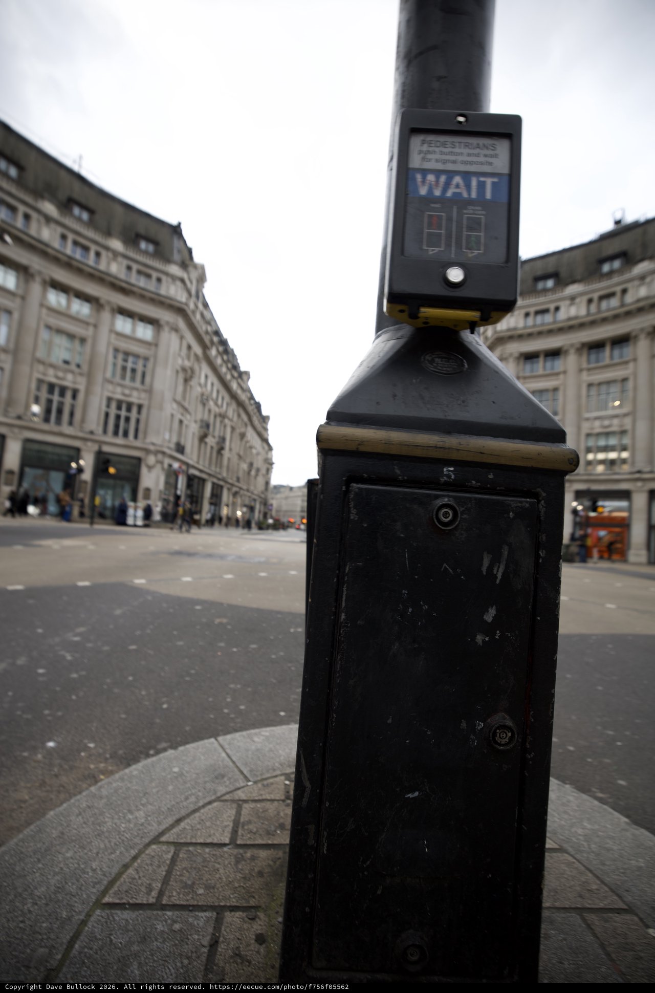 Pedestrian Crossing Signal on London Street