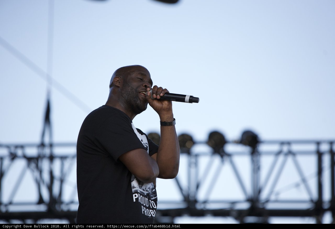 A Soulful Solo Performance
