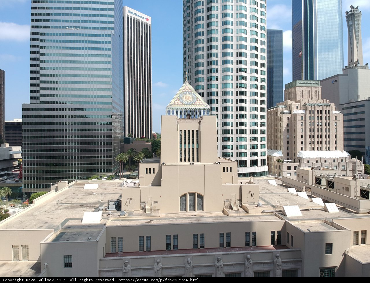 Timeless Skyscraper in the Heart of LA