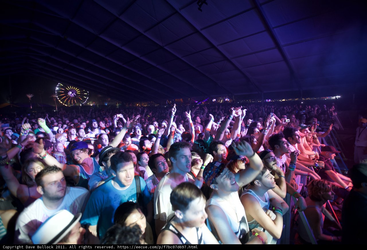 Coachella 2011: A Sea of Hands