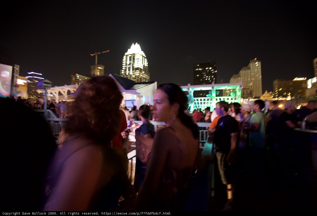 Metropolis Night Life