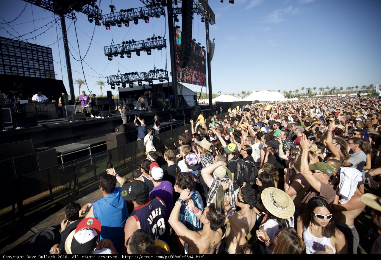Coachella Crowd Rocks Out under Blue Skies