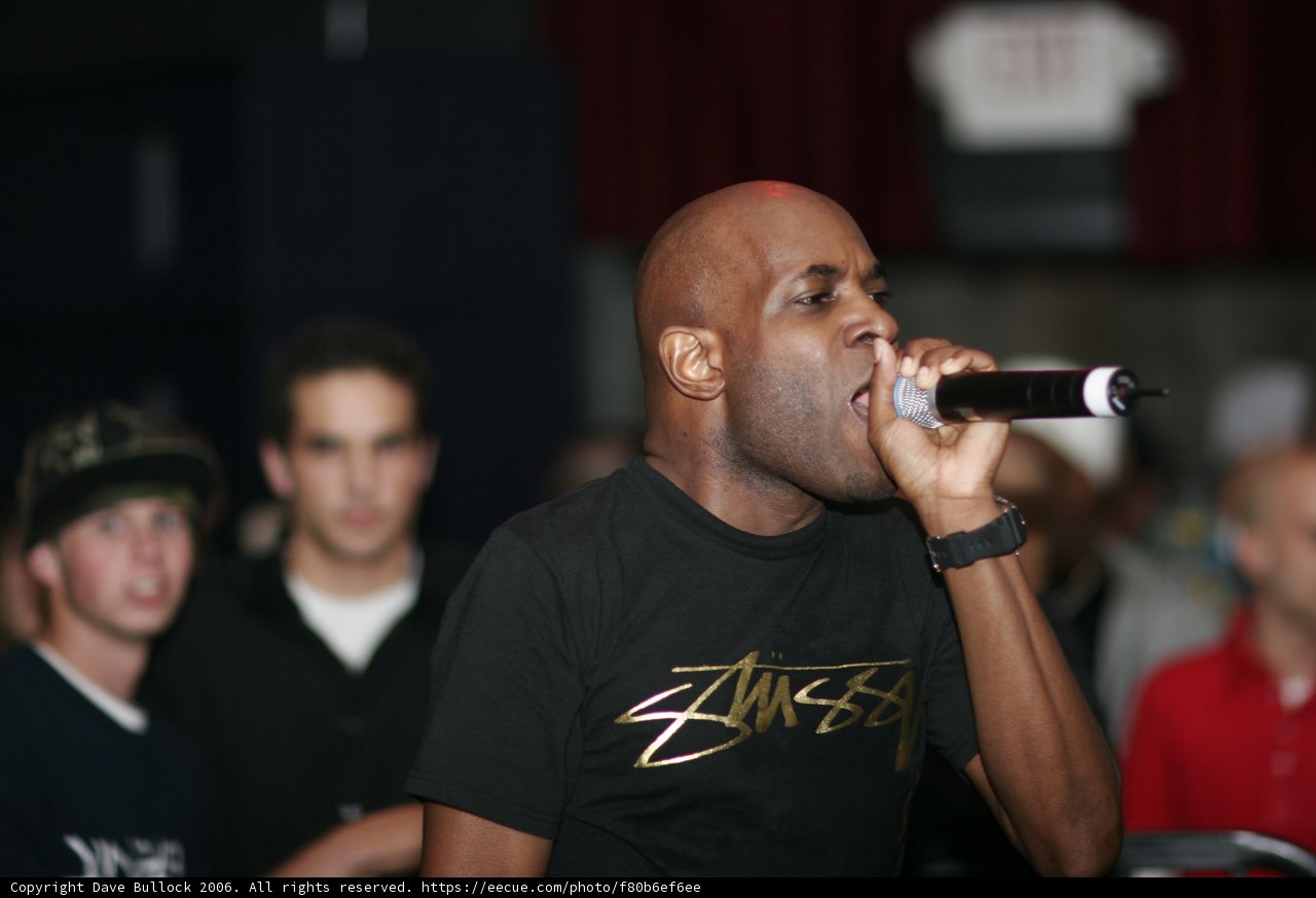 MC Q Rocks the Stage