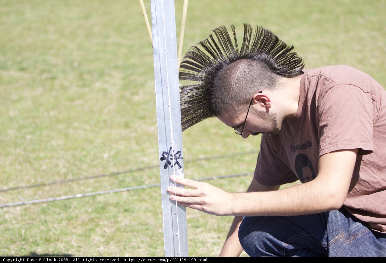 Kite Fixer with a Mohawk