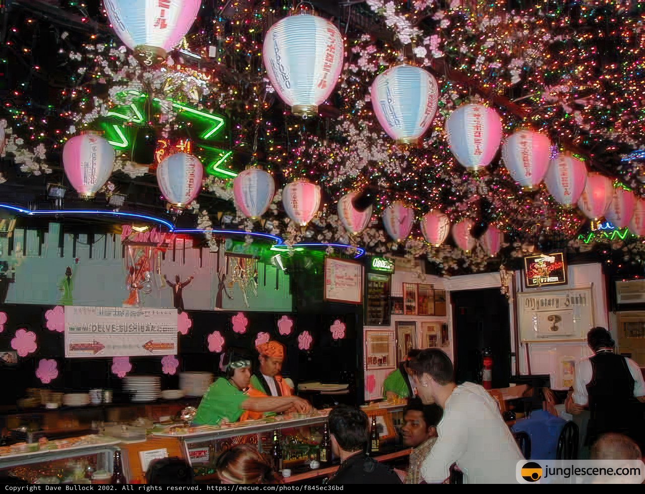 Lantern-lit Dining