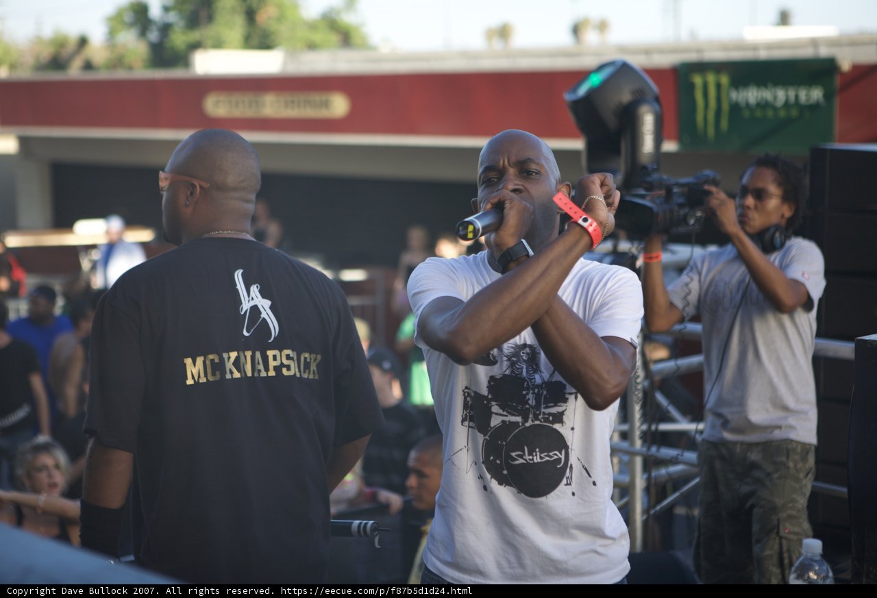 MC Q Rocks the Mic