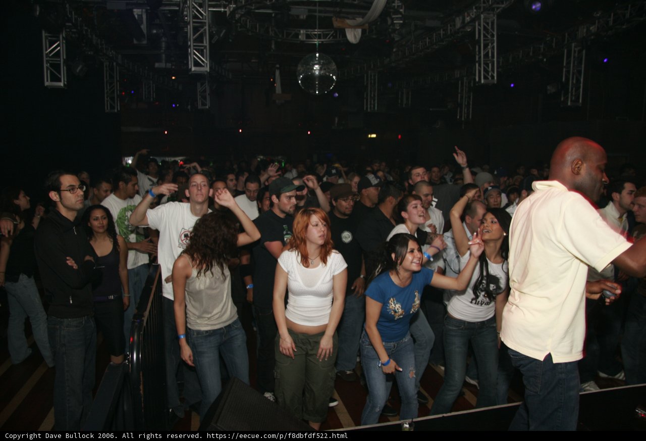 MC Q Rocks the Nightclub