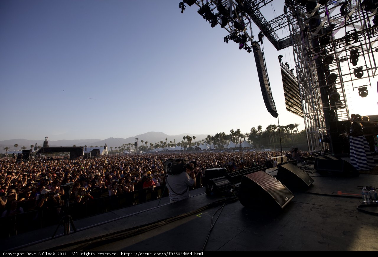 Coachella 2011 Stage with Thrilled Audience