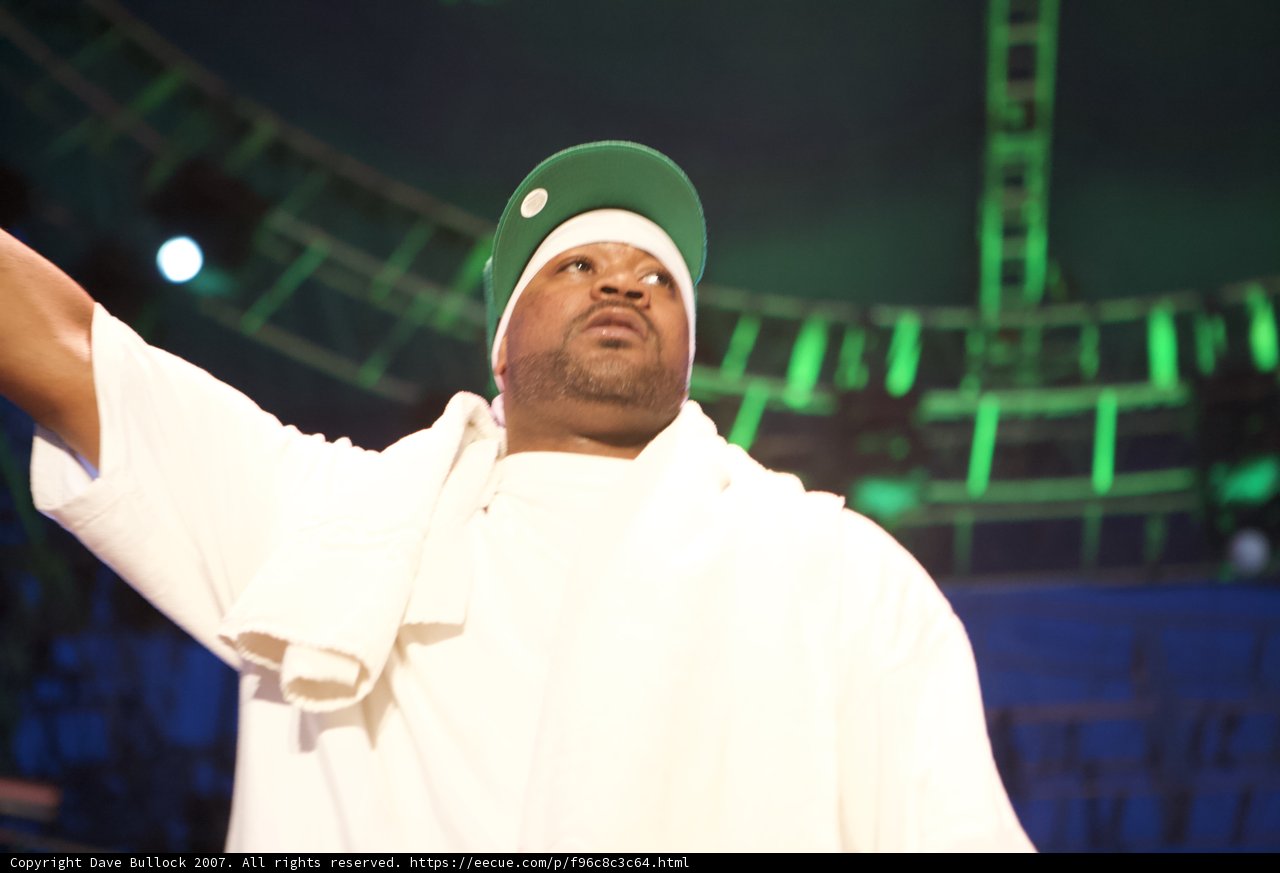 Ghostface Killah rocks Coachella in his signature green cap