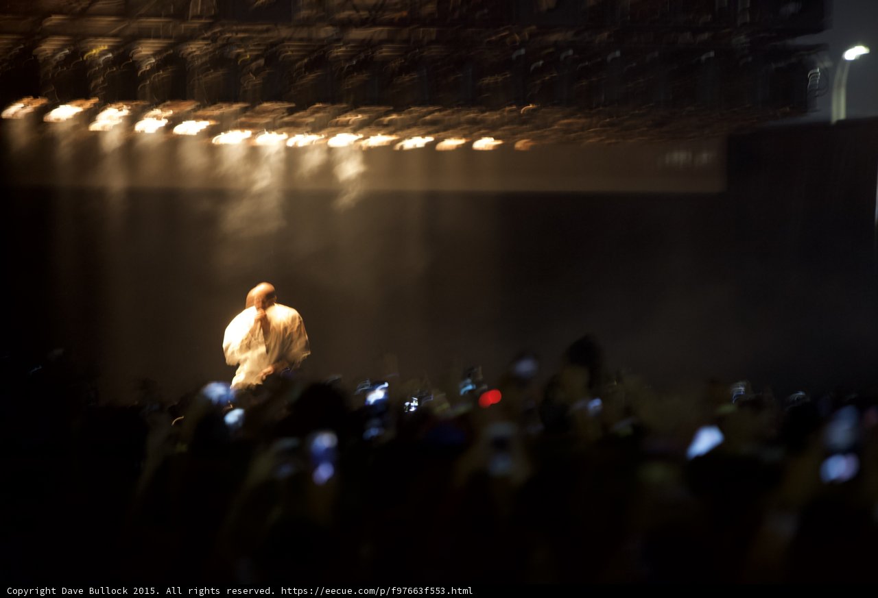 Kanye West Motion Blur Performance