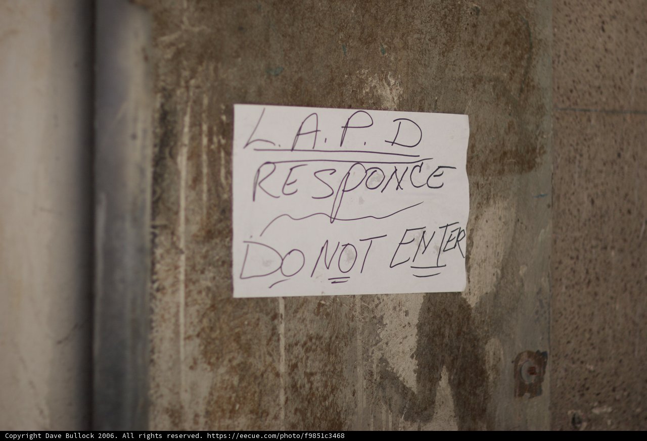 LAPD Response Sign