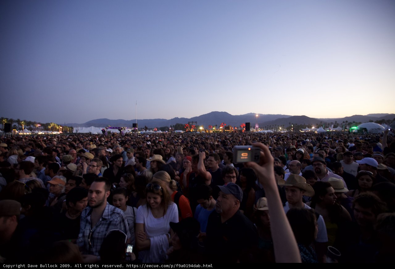 Coachella 2009: A Sea of Smiling Faces