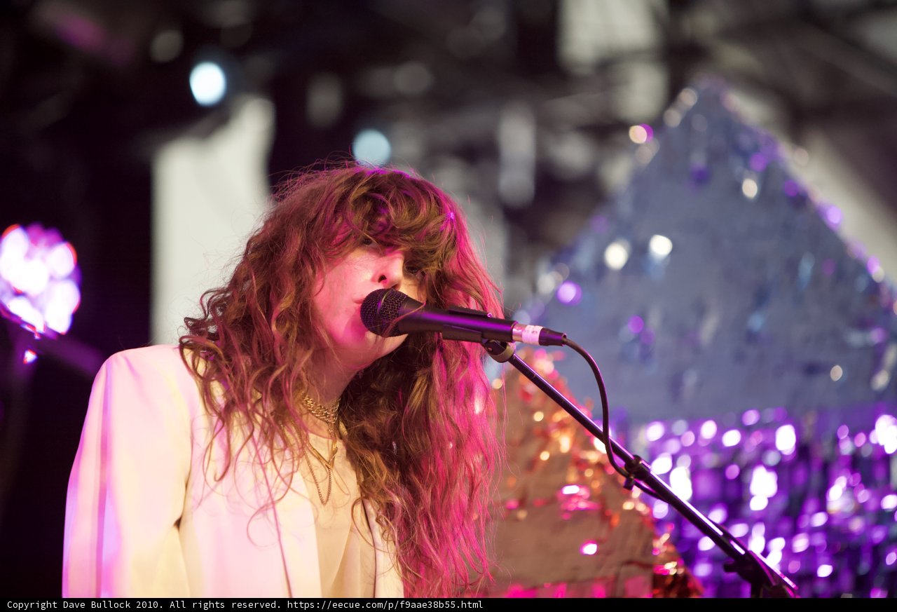Victoria Legrand Lights Up the Stadium
